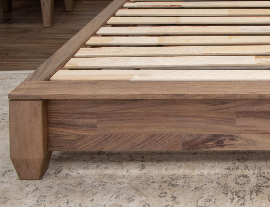 Parota Nova Upholstered King Bed