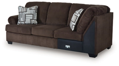 Kimlee Sectional with Chaise