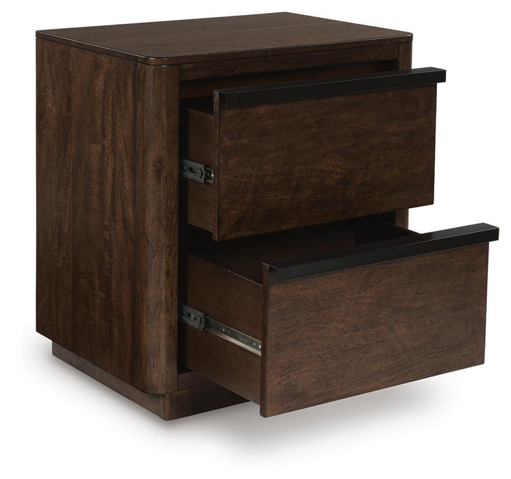Dilenno Bedroom Set
