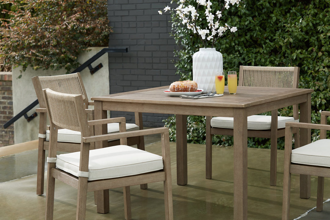 Aria Plains 5-Piece Outdoor Dining Package