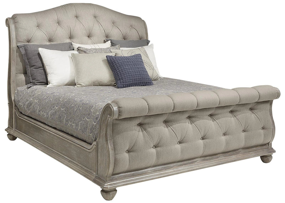 Furniture Summer Creek Shoal King Upholstered Sleigh Bed