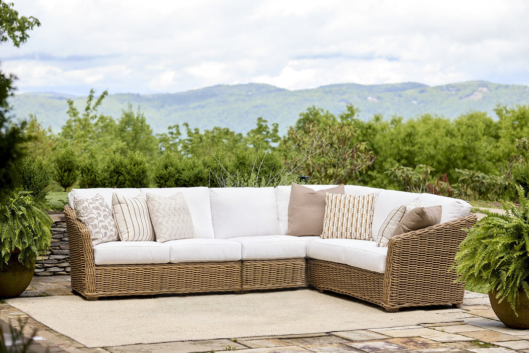 Lane Venture Tamandayu 3pc Outdoor  Sectional