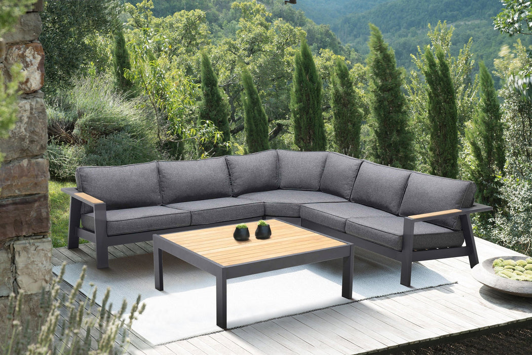 Palau 4pc outdoor sectional clearance